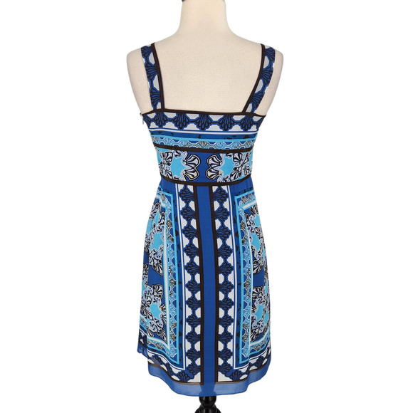 SALE Ann Taylor 100% Silk Dress Elegant Fitted Waist V neckline Blue Print SZ 0 - Picture 5 of 7